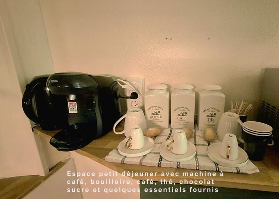 Coffee/tea facilities