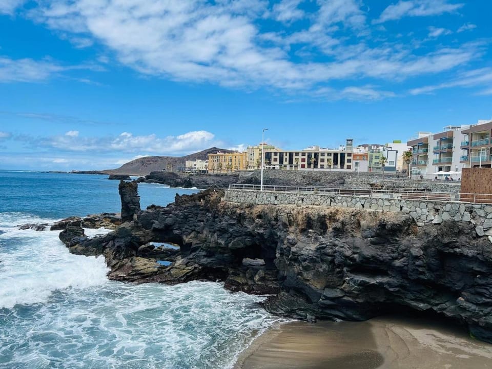 Comfortable Flat Near Las Canteras Apartment in Las Palmas de Gran Canaria