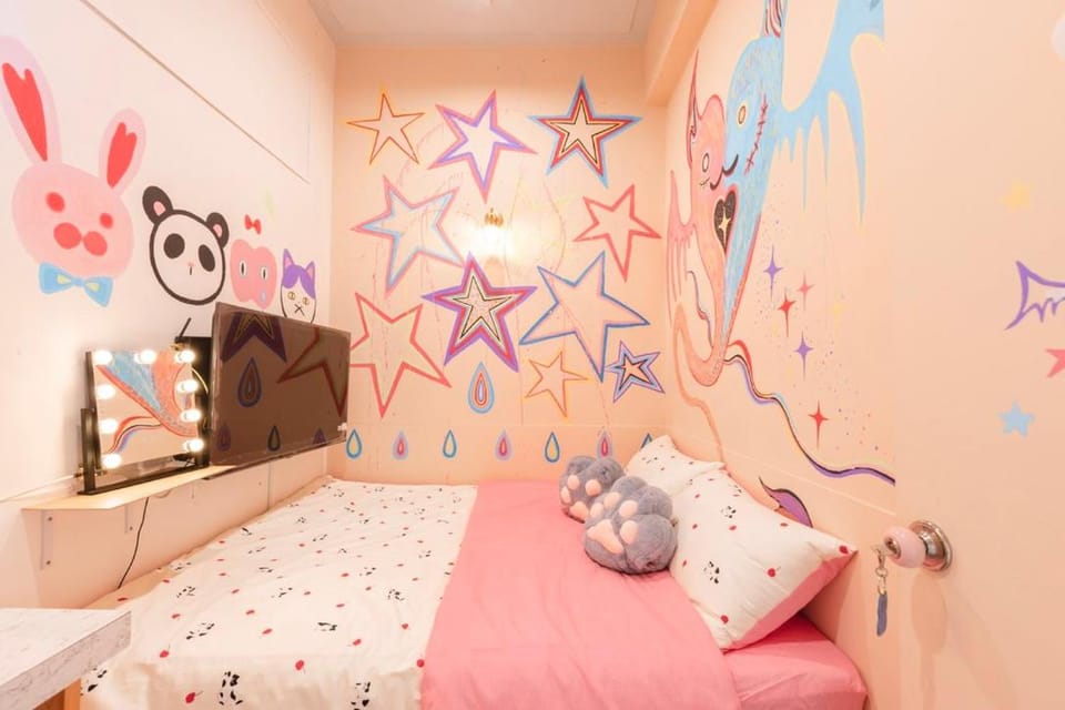 Bed, Photo of the whole room, Bedroom