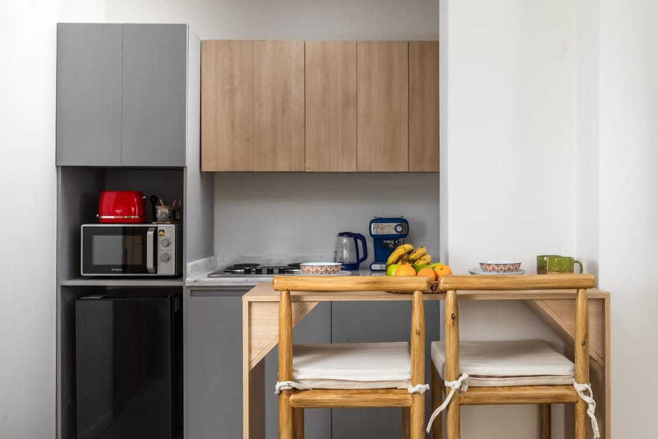 Coffee/tea facilities, Kitchen or kitchenette, Food and drinks, Food, minibar, toaster