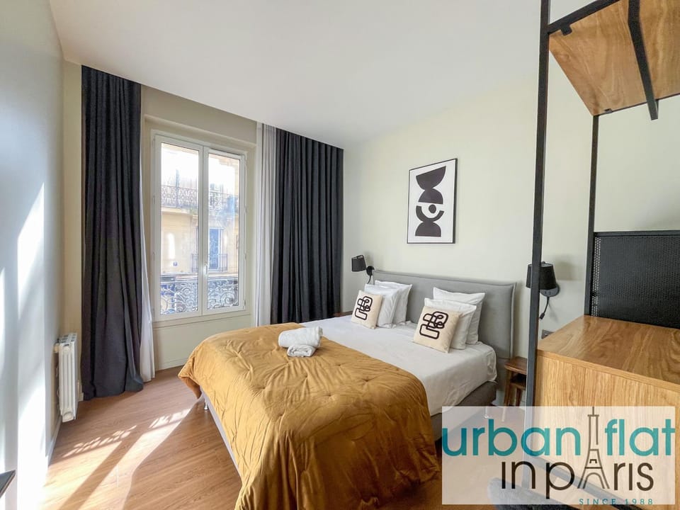 Urban Flat 119 - Spacious 5 Bedroom Flat in Paris Apartment in Paris