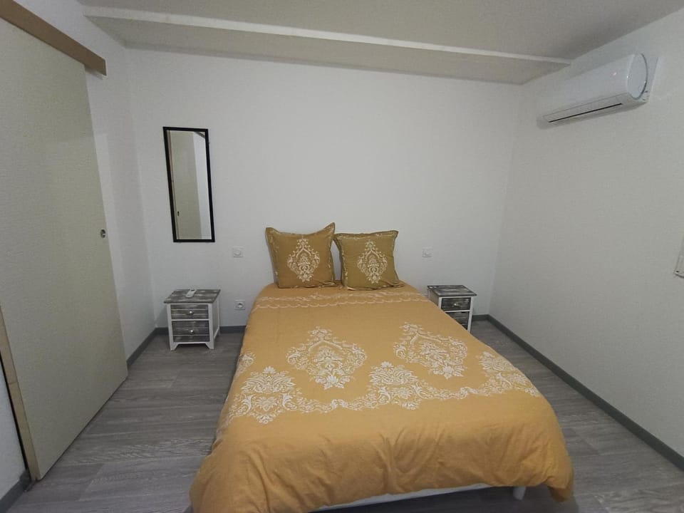 Appart complet 3 chambres calme facture et repas possibles Apartment in Auvergne-Rhône-Alpes