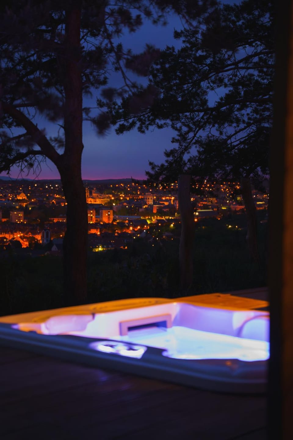Night, Hot Tub