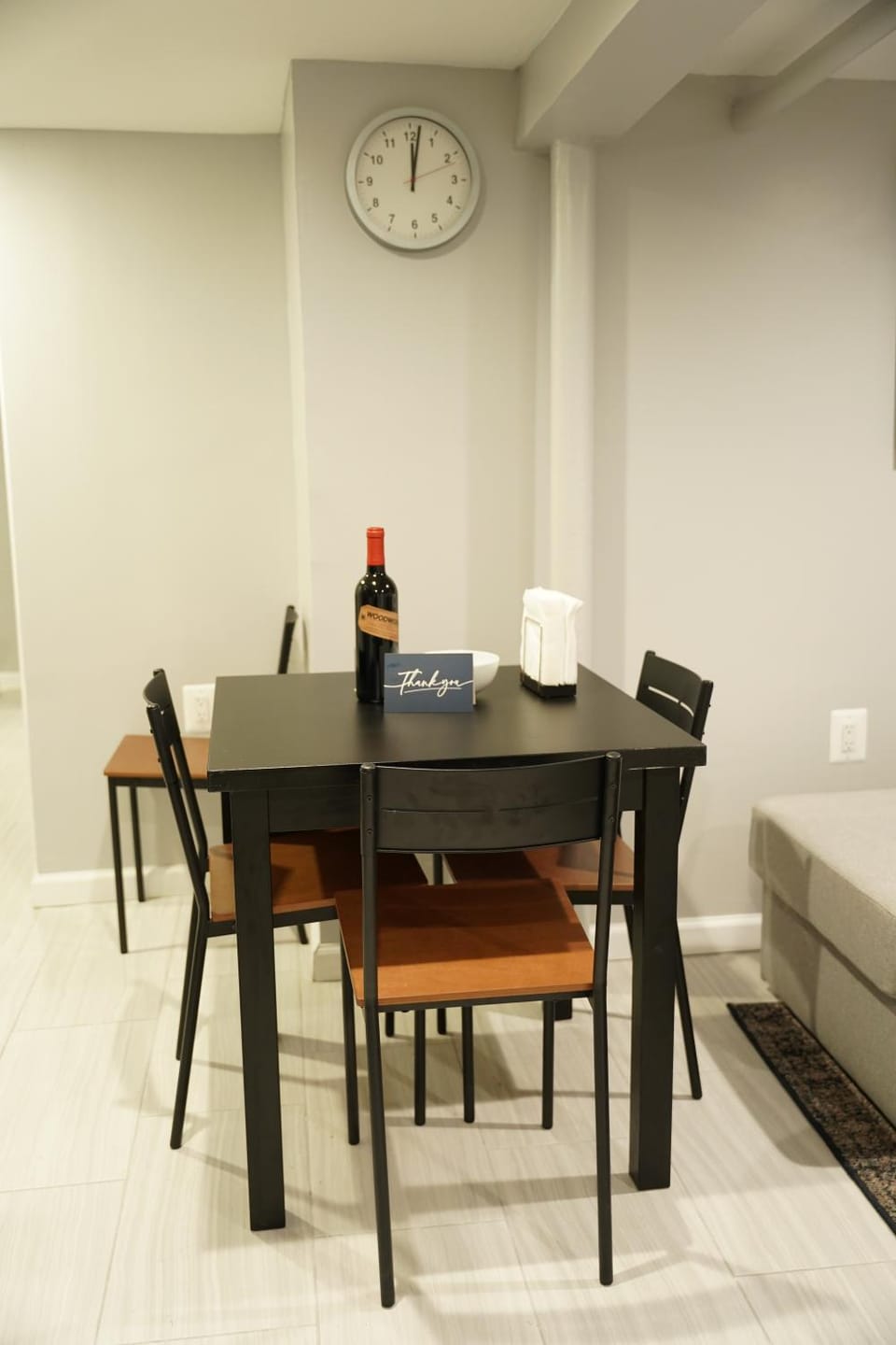 Cozy 2 Bedroom In A Lovely Forest Hills Neighborhood Apartment in Rego Park