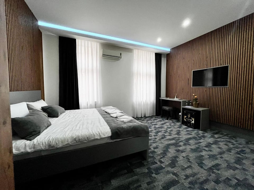 Evening entertainment, Bedroom