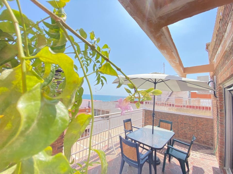 View (from property/room), Balcony/Terrace, Balcony/Terrace, Dining area, Sea view