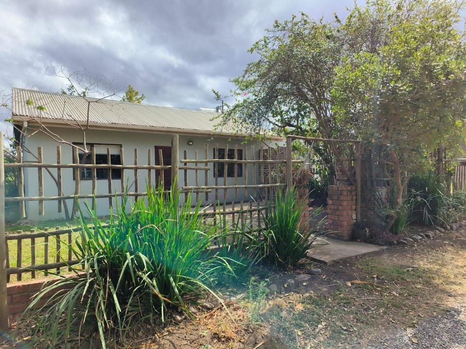 Emerald Vale Ale Cottage Apartment in Eastern Cape