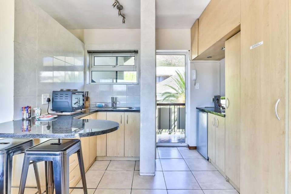 Room with a View - Green Point Apartment in Cape Town