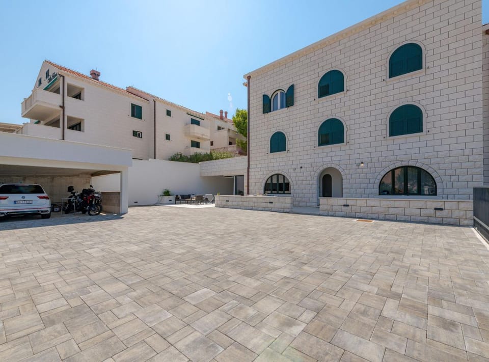 Property building, Location, Parking