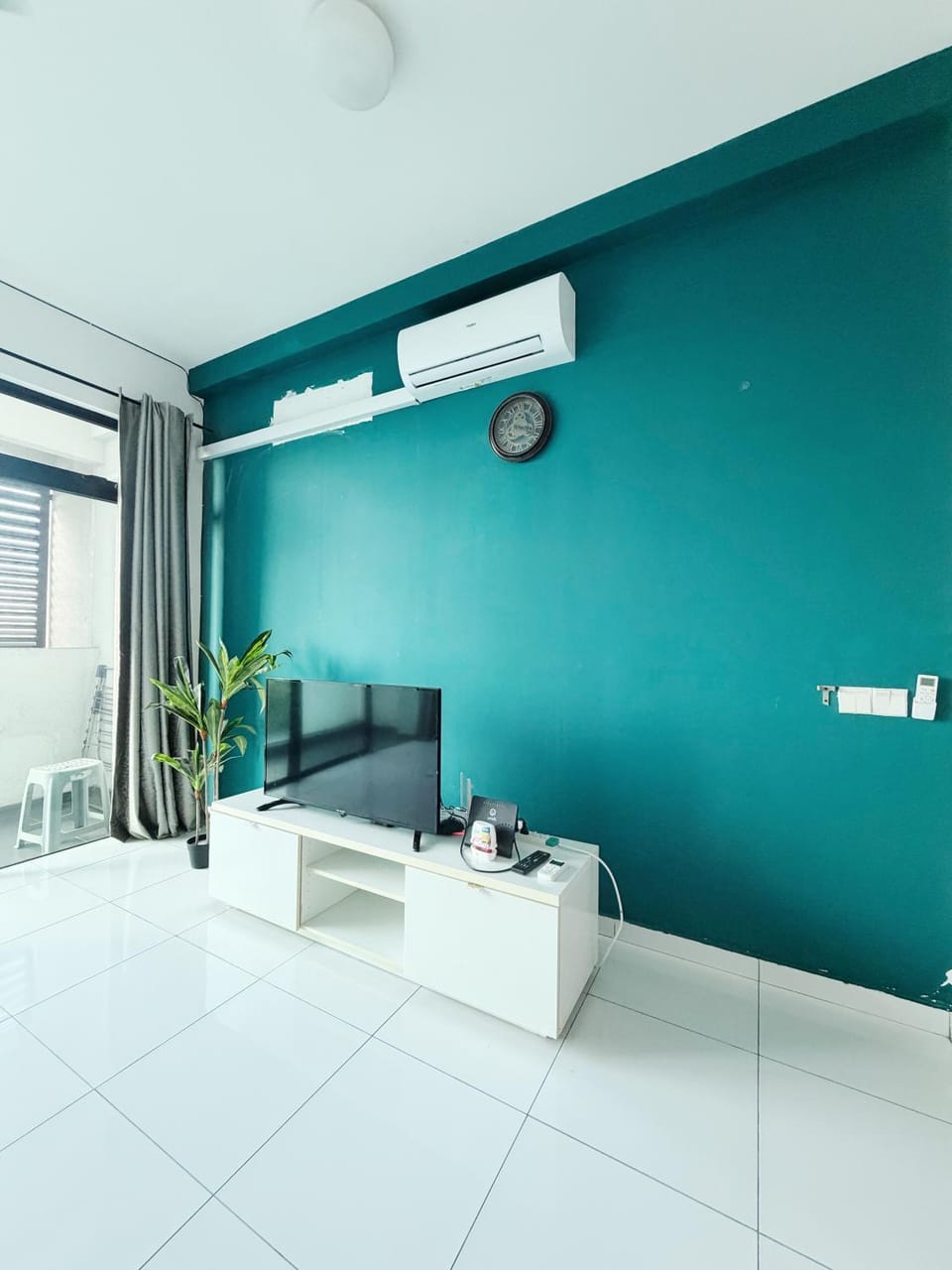 TV and multimedia, Living room, air conditioner