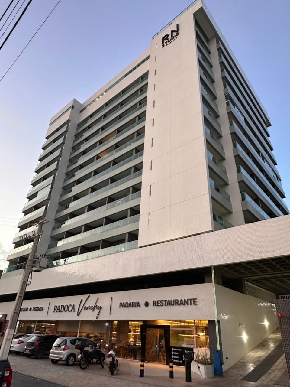 Property building, Restaurant/places to eat