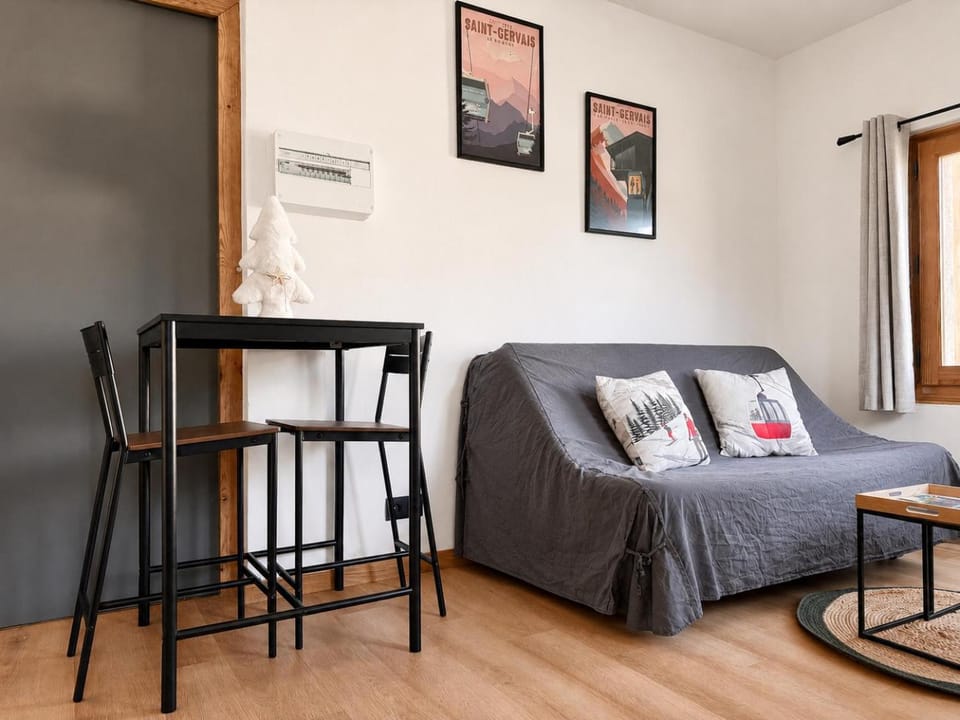 Cosy, Jardin & Montagne Proche TMB Apartment in Saint-Gervais-Bains