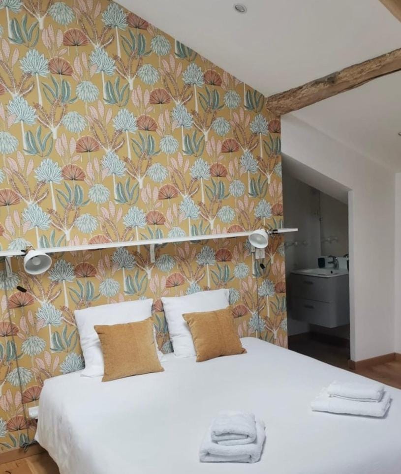 La Canolière - Chambre d'hôte Noémie Bed and Breakfast in Nouvelle-Aquitaine
