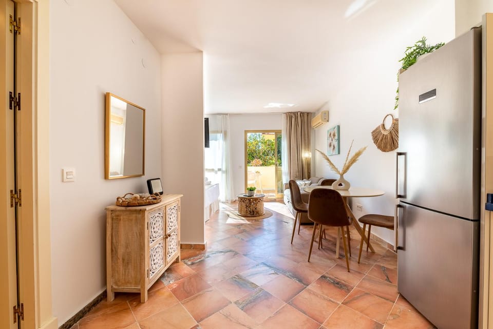 OleHolidays 217 Romana Playa junto al mar Apartment in Marbella