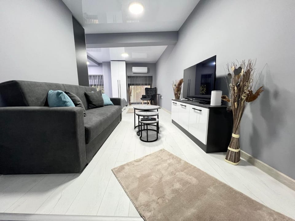 Communal lounge/ TV room, TV and multimedia, Kitchen or kitchenette, Living room, Seating area, Evening entertainment, minibar