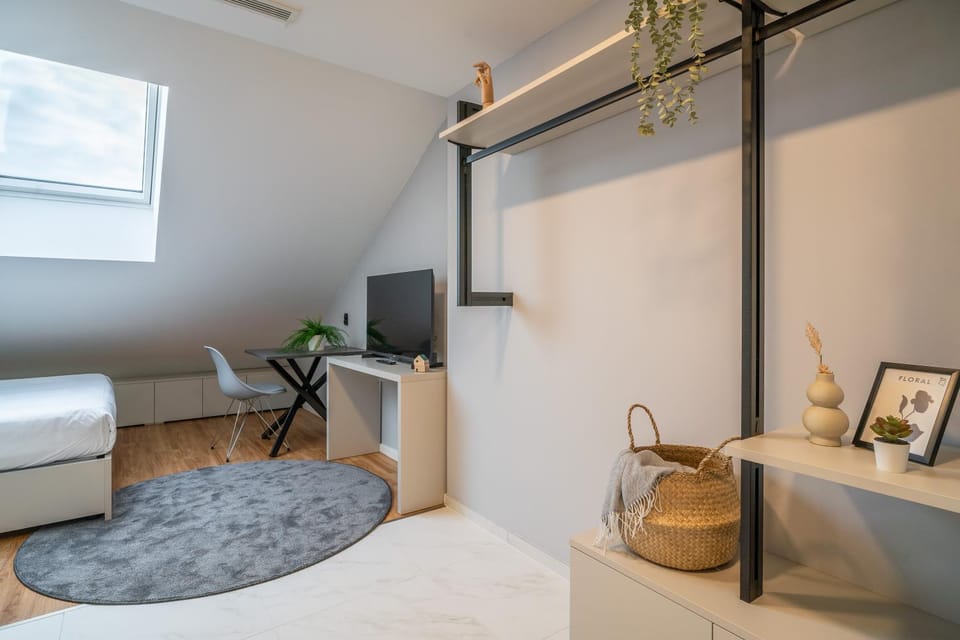 Living room, Photo of the whole room, Seating area