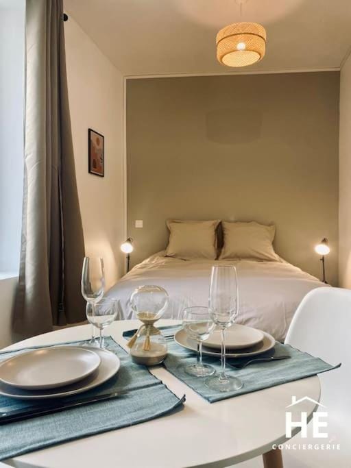 Suite Dune - Escapade Romantique avec Jacuzzi Privé Apartment in Centre-Val de Loire