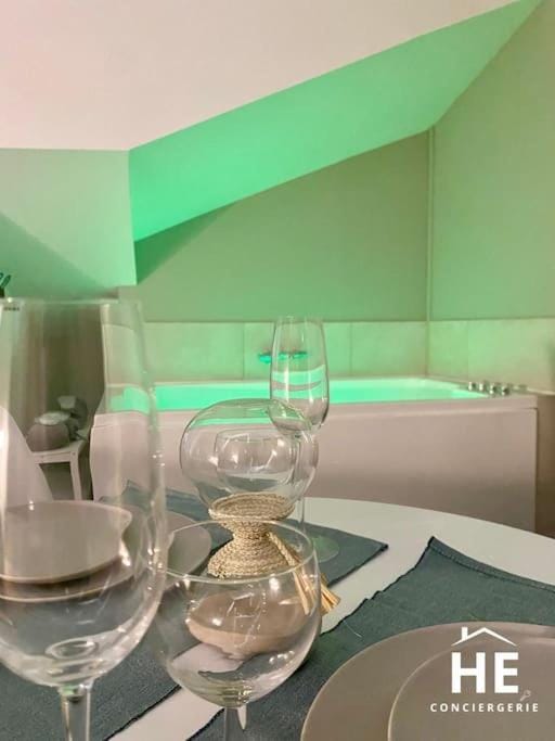 Suite Dune - Escapade Romantique avec Jacuzzi Privé Apartment in Centre-Val de Loire