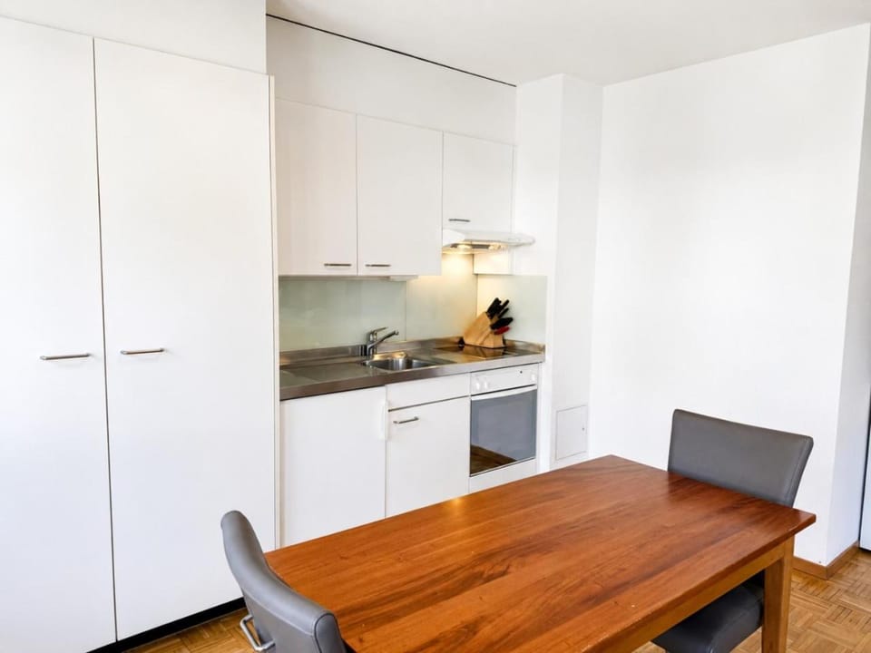 Practical and cozy City Studio - Art 6 Apartment in Zurich City