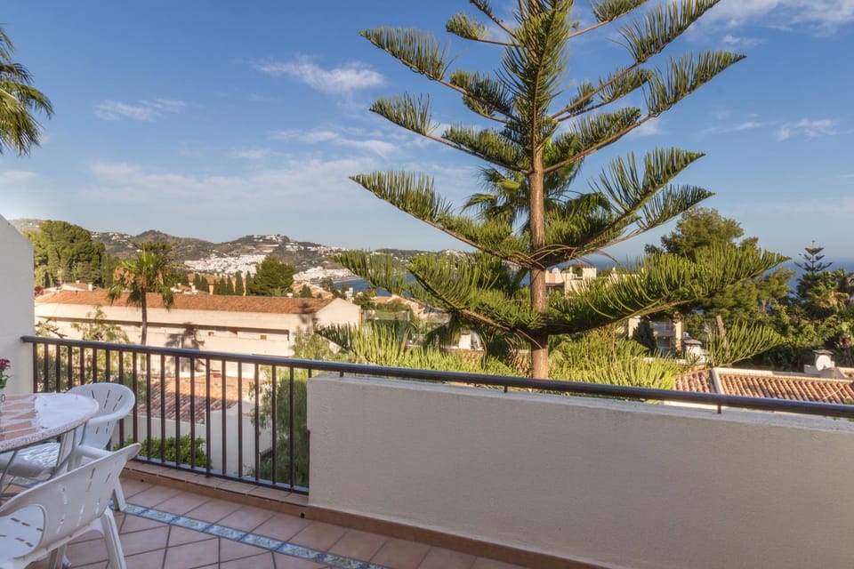 Patio, Balcony/Terrace, Mountain view, Sea view