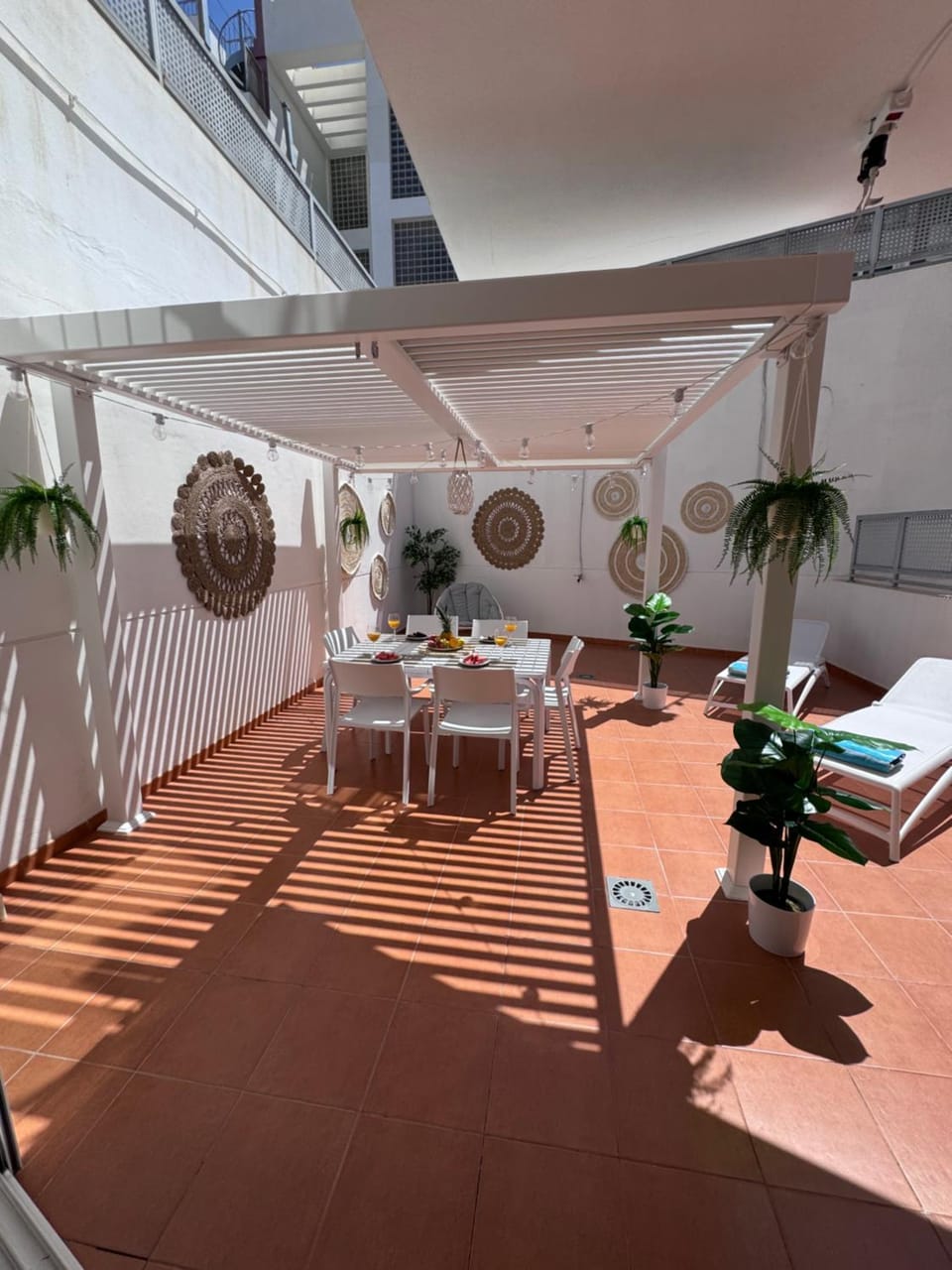 Patio, Dining area