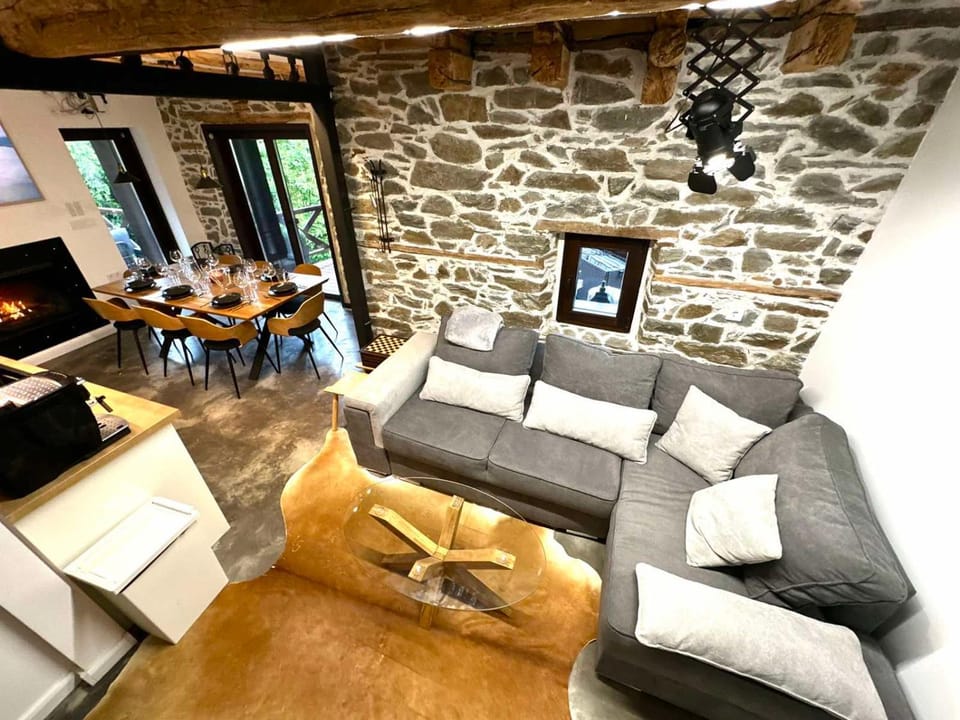 Communal lounge/ TV room, Living room, Seating area
