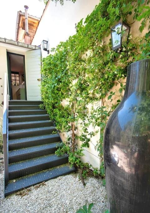 Magnifique maison de ville 6personnes , piscine et garage Villa in Aix-en-Provence