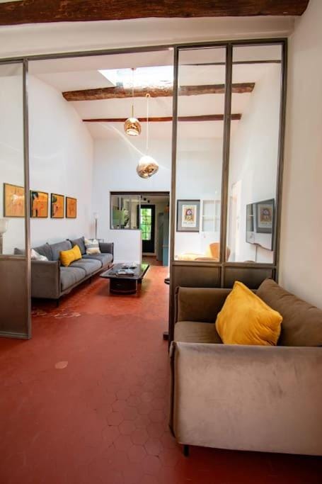 Magnifique maison de ville 6personnes , piscine et garage Villa in Aix-en-Provence