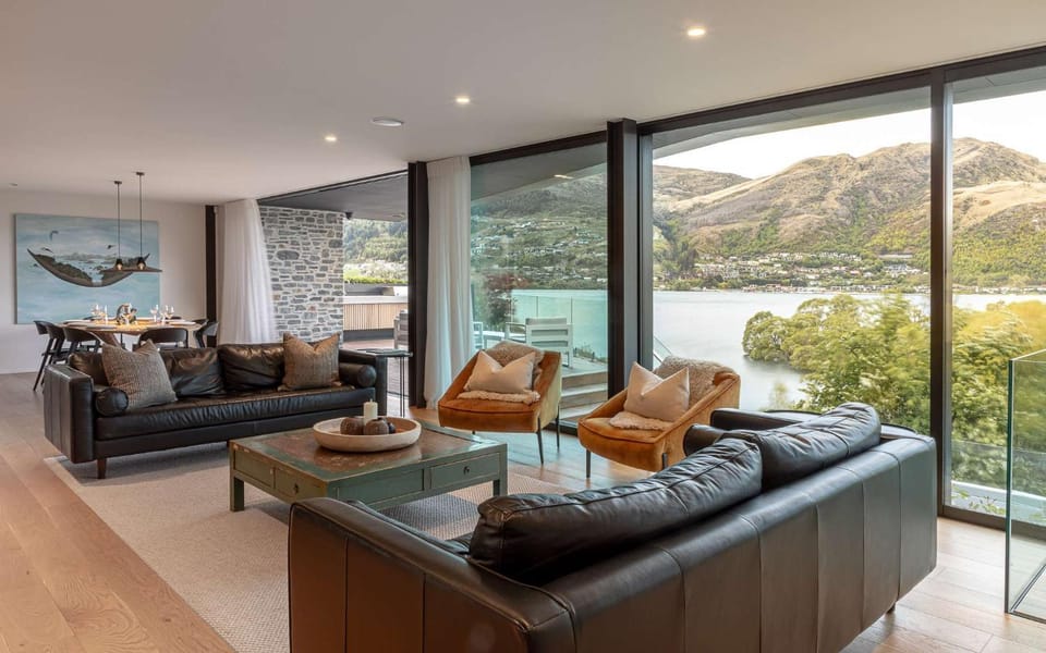 Living room, Lake view, Mountain view