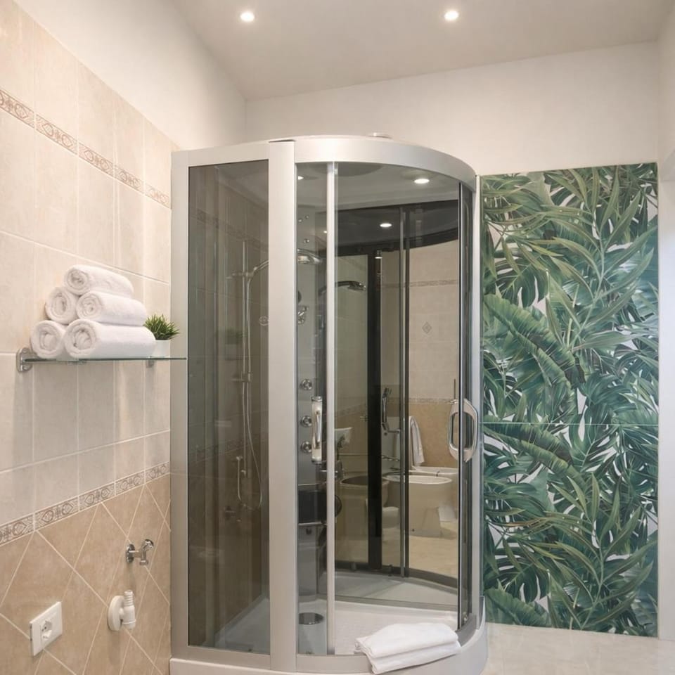 Shower, Bathroom, towels