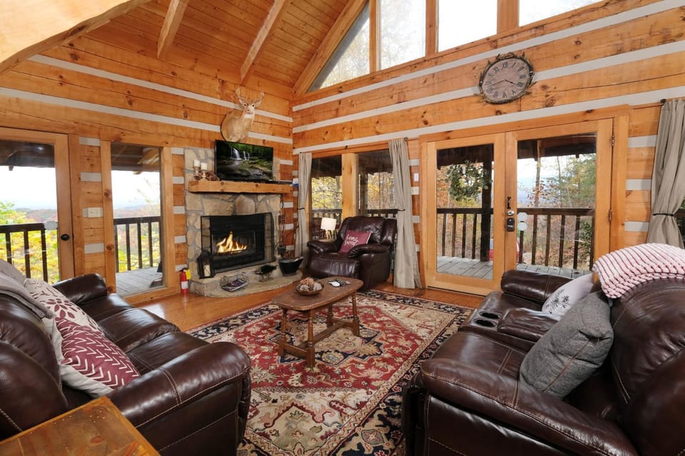 Bluff Mountain Hideaway Your Secret Smokies Cabin Cabin in Sevier County
