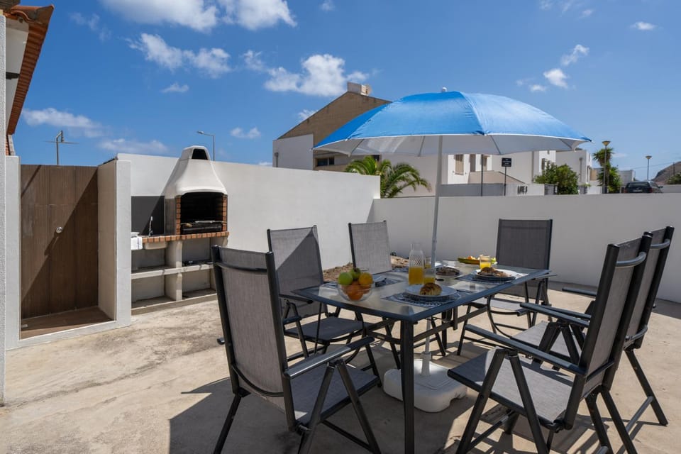 Patio, BBQ facilities, Seating area