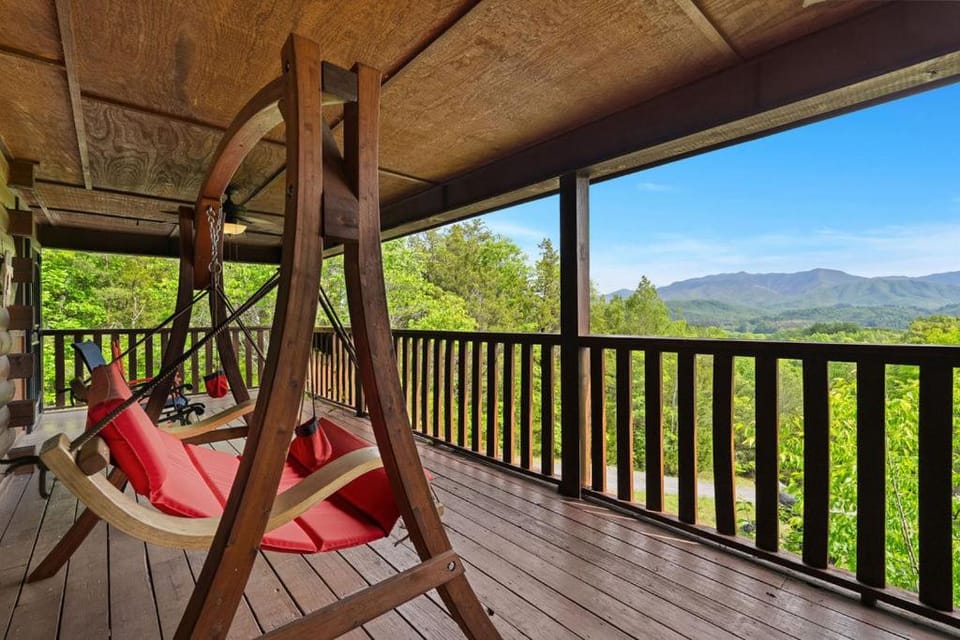 Cabin T T for Tennessee, Time to Relax Cabin in Sevier County