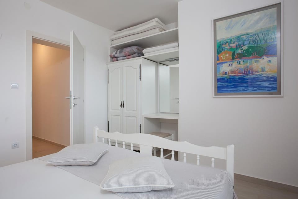 Bed, Other