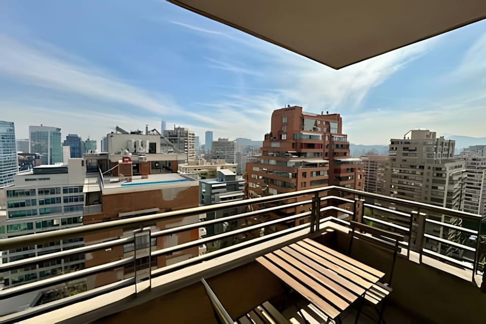 Novedoso departamento en Escuela Militar Apartment in Providencia