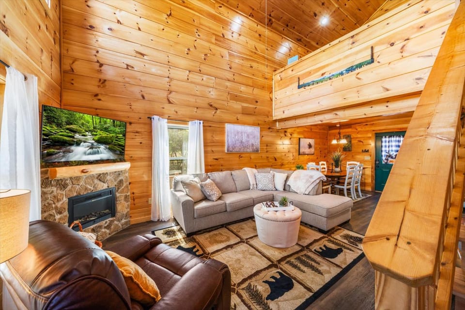 Appalachian Dream Where Mountain Dreams Come True Chalet in Pigeon Forge