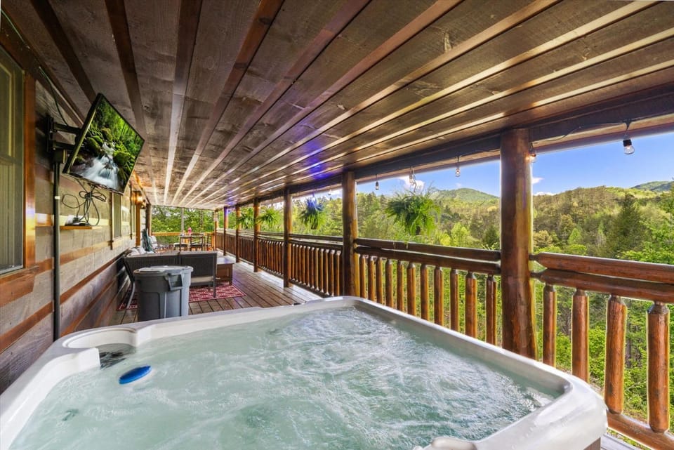 Tequila Moon Dive Into Paradise Chalet in Sevier County