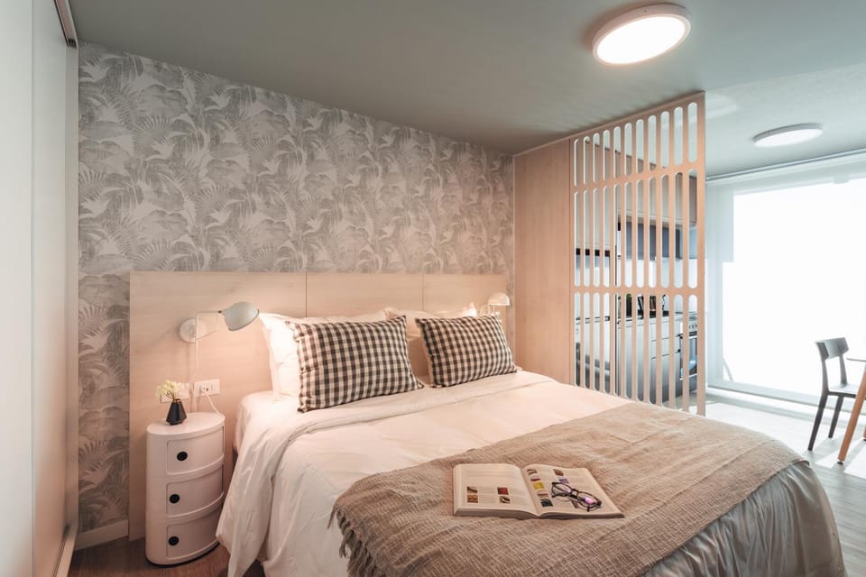 Bed, Photo of the whole room, Bedroom