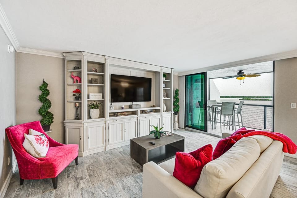 Marco Island Condo w/ Balcony + Water Views! House in Marco Island