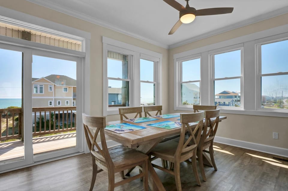 Loot Llama Landing by Sea Scape Properties House in North Topsail Beach