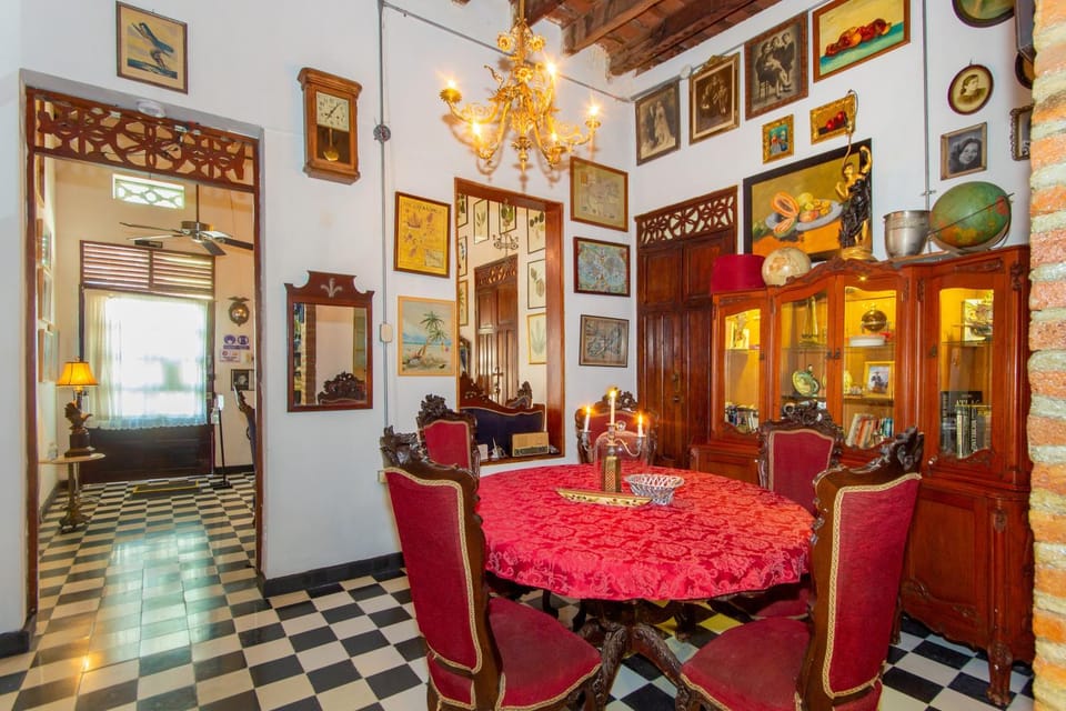 Dining area, Internal: Not applicable to any particular room