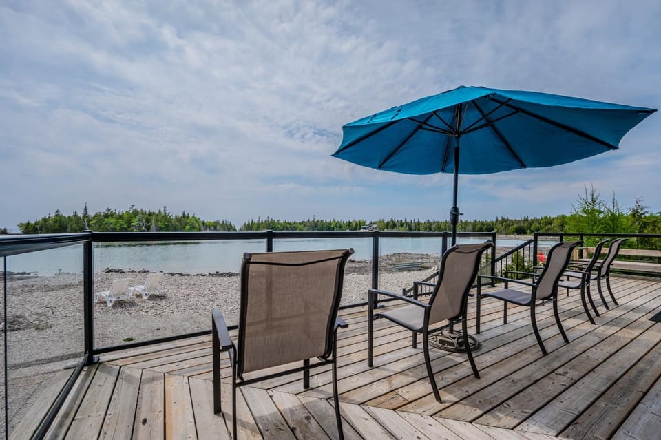 Patio, Seating area