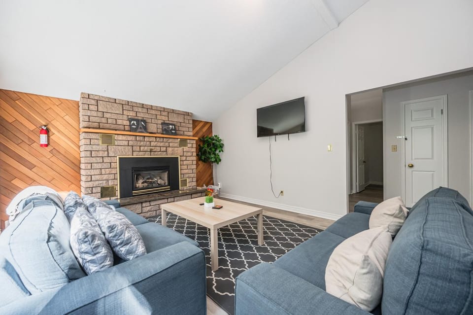 Living room, fireplace
