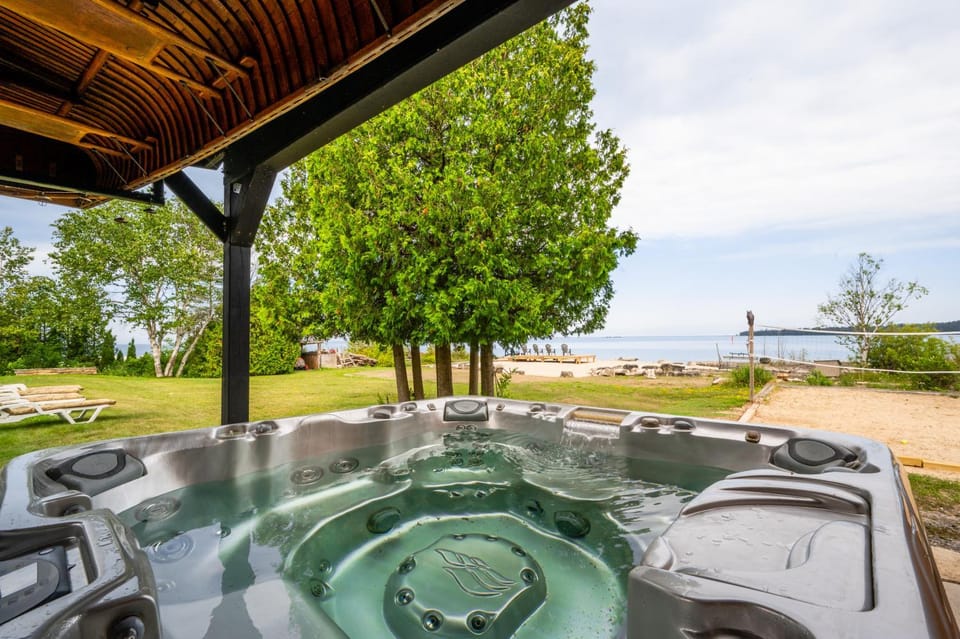 Hot Tub