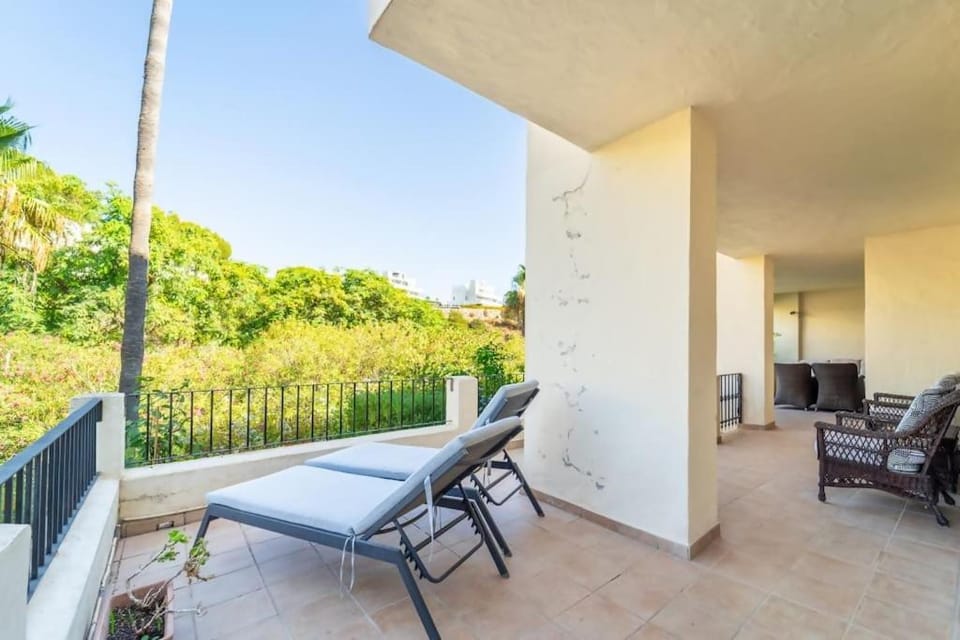 Patio, Garden, Balcony/Terrace, Garden view, sunbed