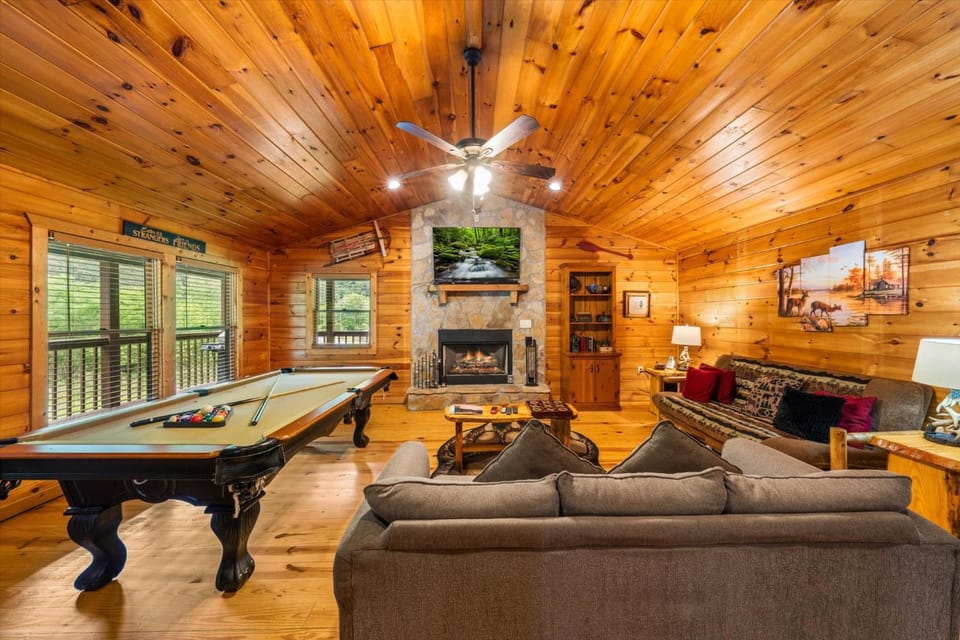 Adjust Your Altitude Elevate Your Escape Chalet in Sevier County