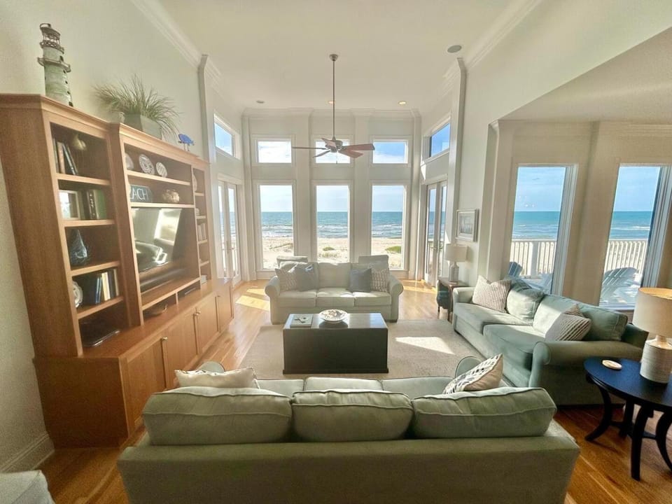 Southern Splendor-BF-Private Pool-6BR House in Saint George Island