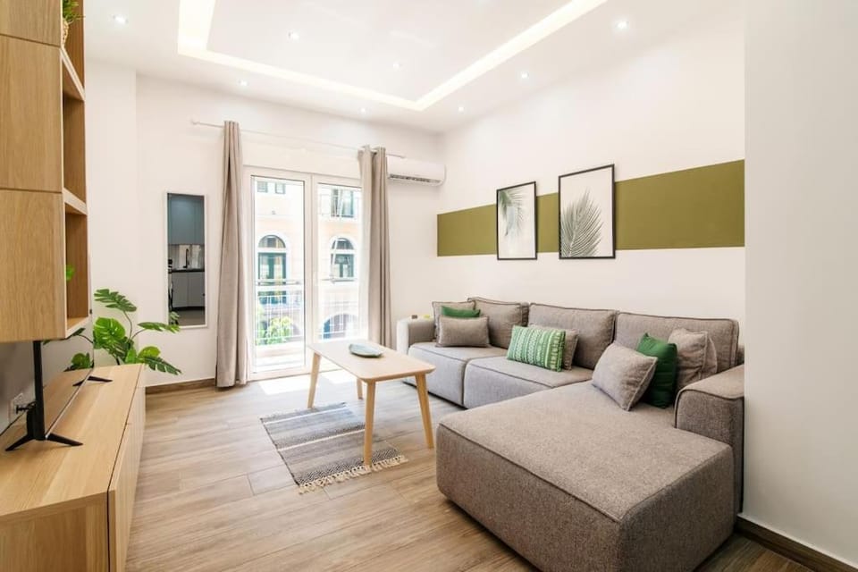 Charming Apartment with an Athenian feel in Psyri Apartment in Athens