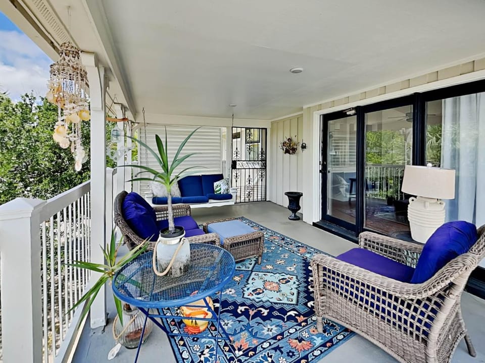 Oceanside Unit A Apartment in Tybee Island
