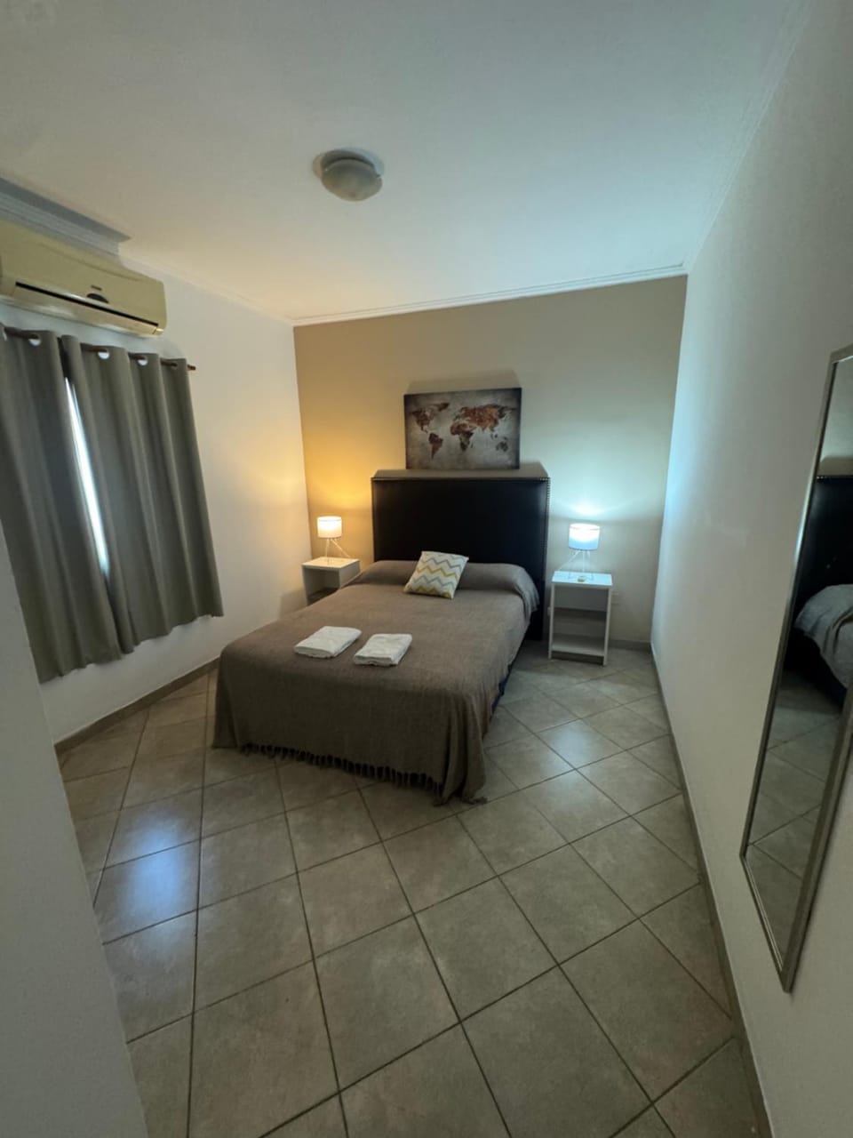 FA Temporarios 6 - Centro Cardiológico con cochera Apartment in Corrientes